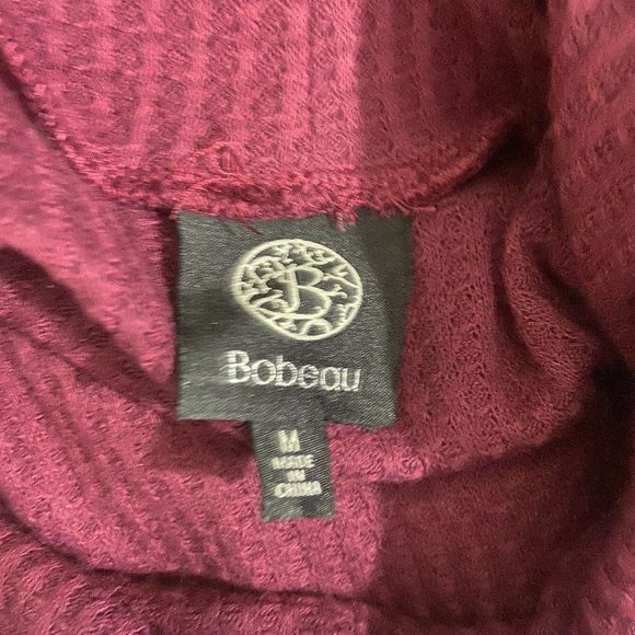 NWOT BOBEAU Maroon Turtle Neck‎ - Picture 7 of 9